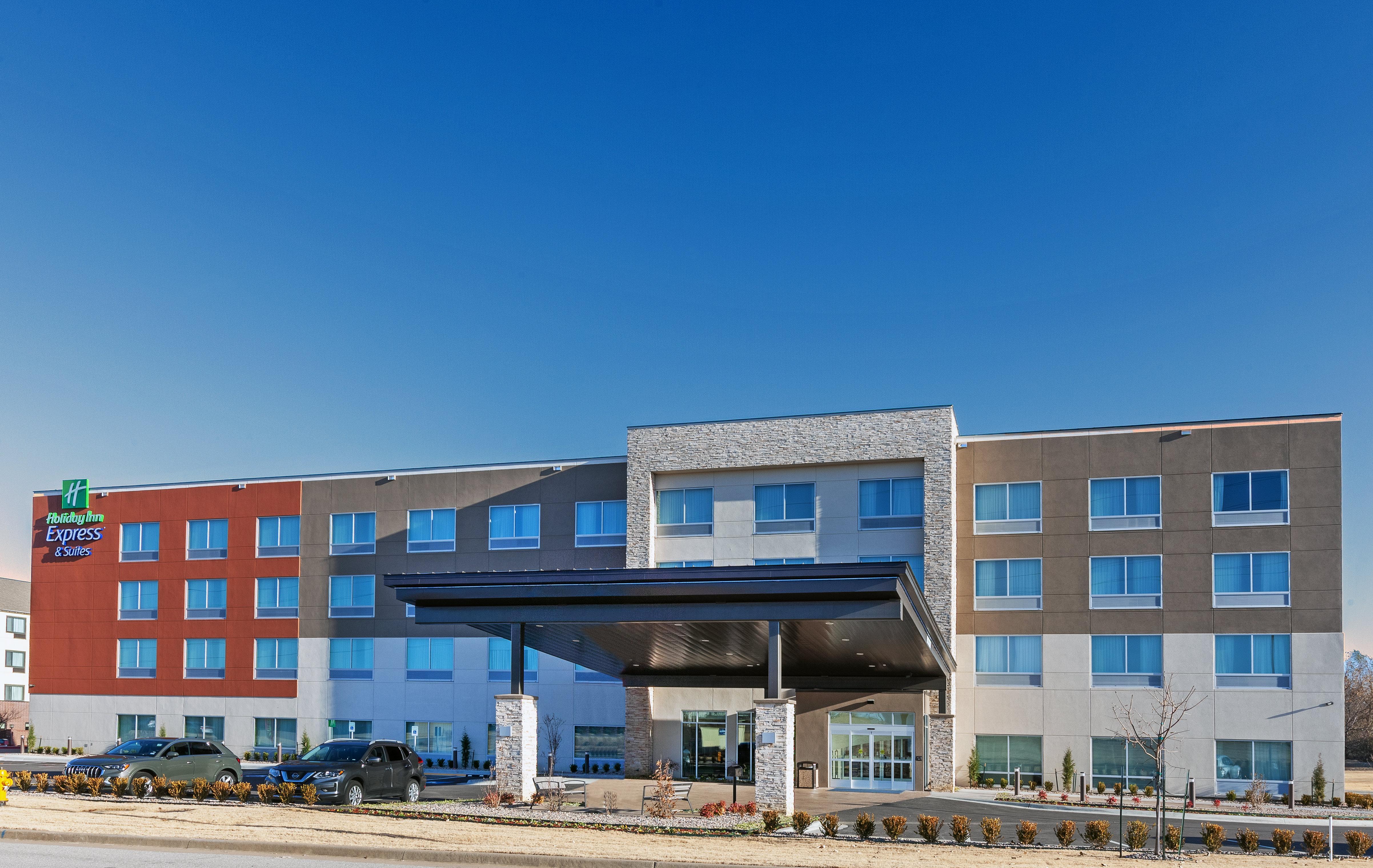Holiday Inn Express & Suites - Tulsa Northeast - Owasso By Ihg Exterior photo